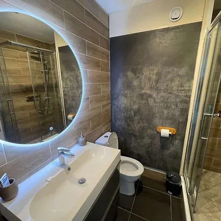 Appartement 2 Pièces Avec Piscine, Proche Plage, Parking, 4 Pers - Fr-1-328-271 *