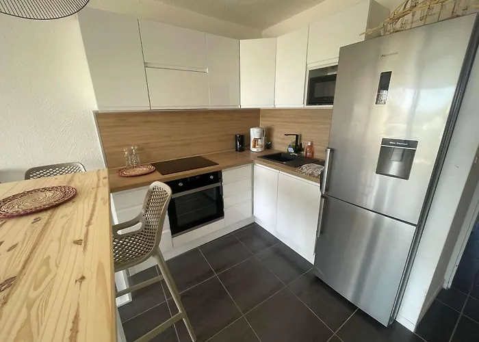 Appartement 2 Pièces Avec Piscine, Proche Plage, Parking, 4 Pers - Fr-1-328-271